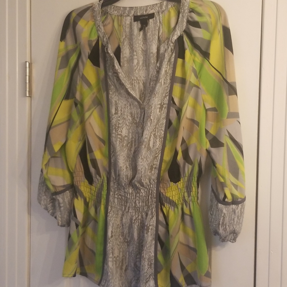 👕 Alfani Blouse